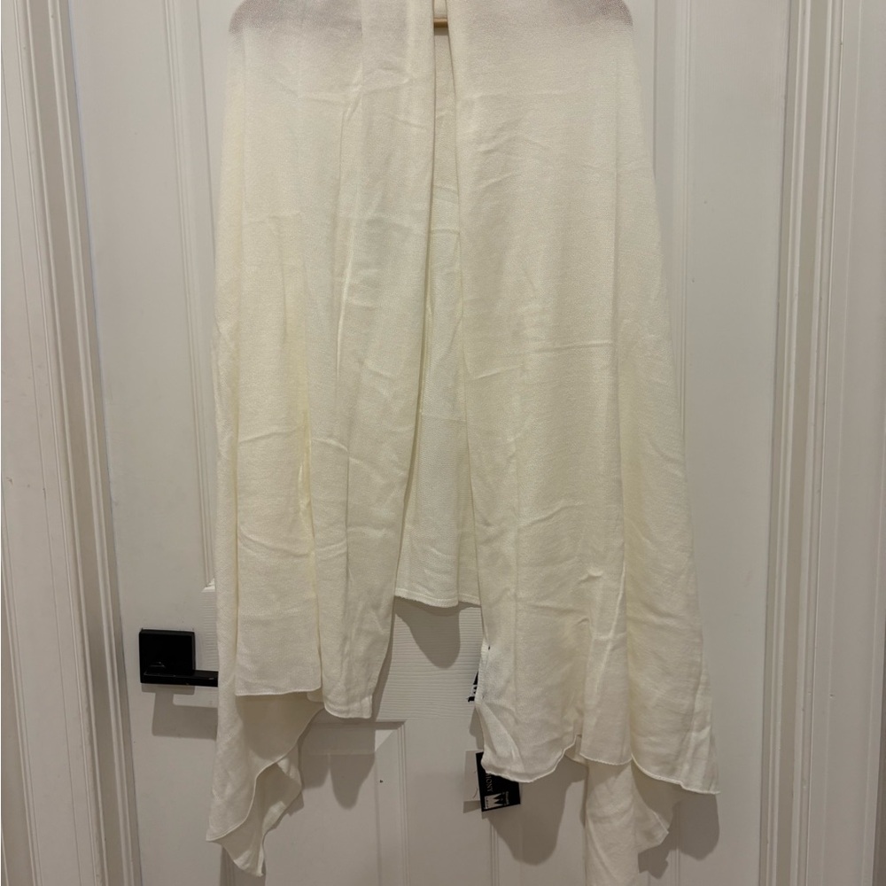 Antthony Asymmetrical White Skirt